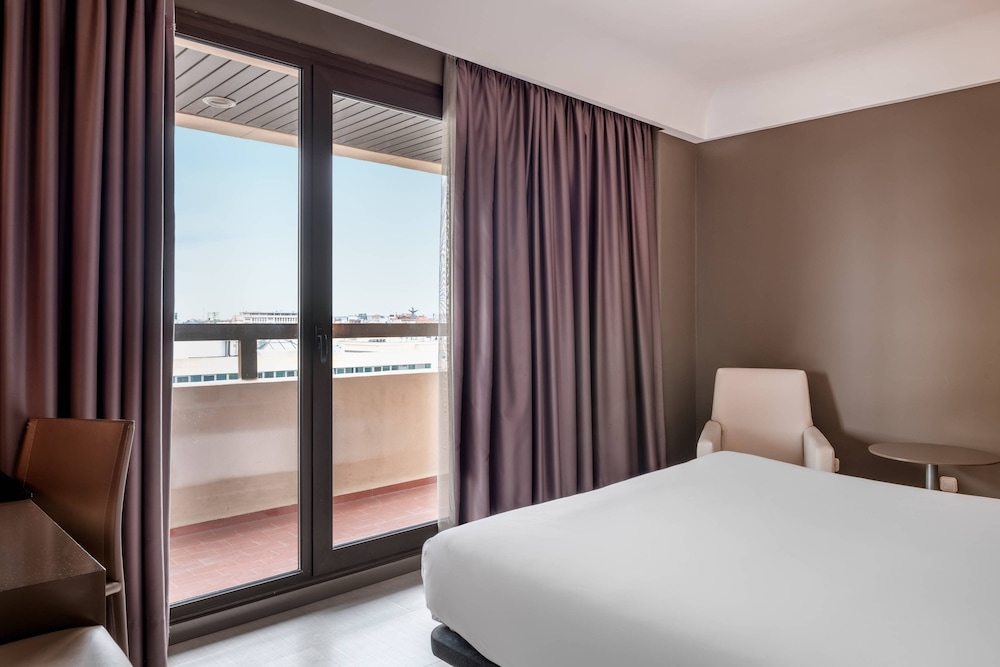 Ac Hotel Iberia Las Palmas By Marriott 20/54