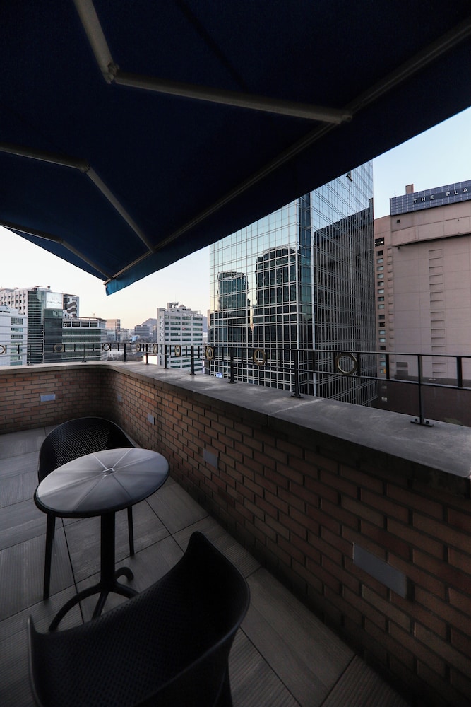 Le Seoul Hotel 52/64