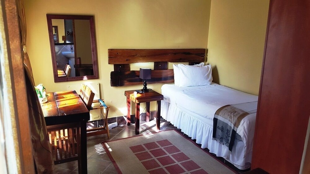 Acre Of Africa Guest Venue 10/50