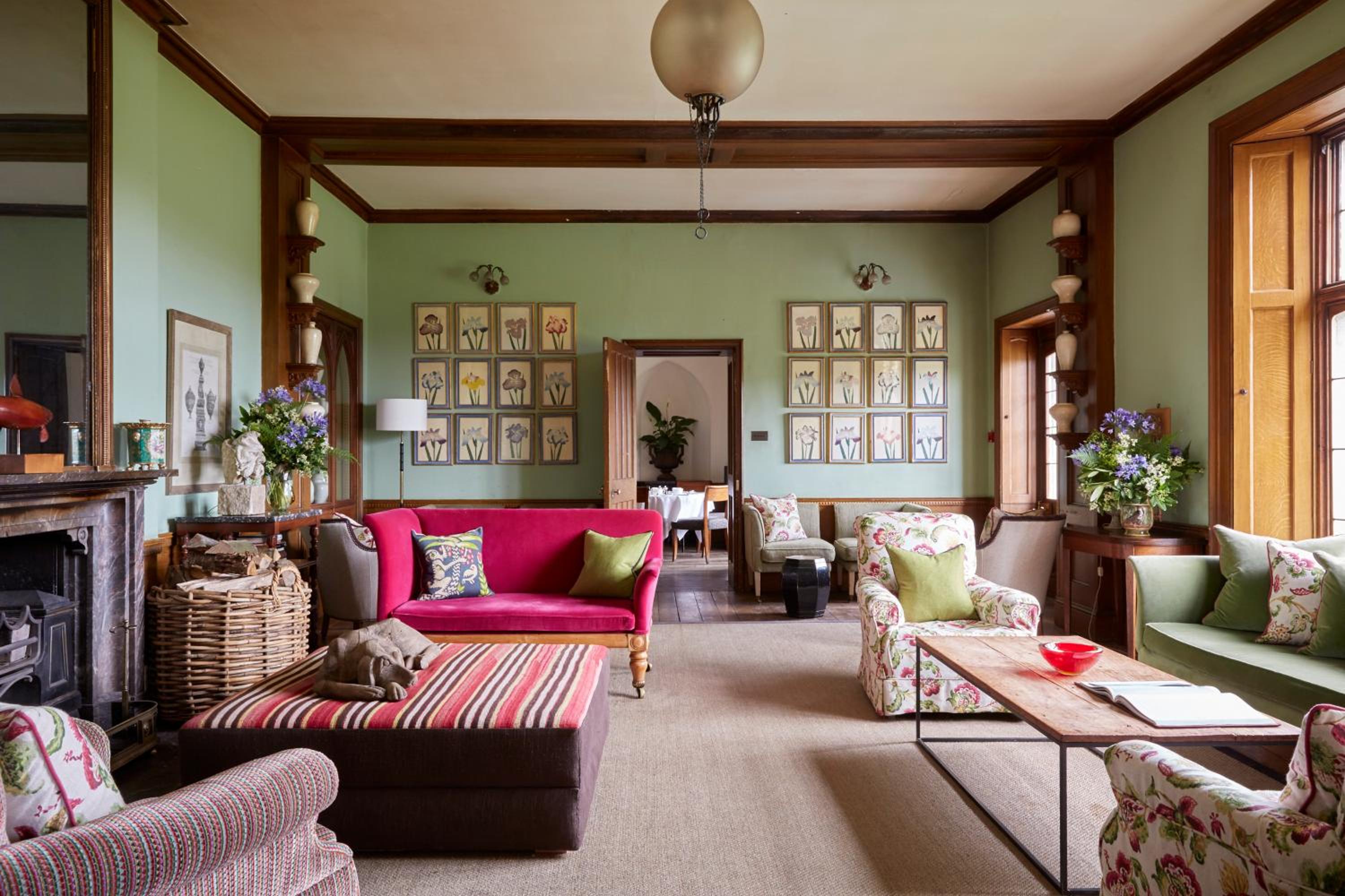 Hotel Endsleigh 28/50