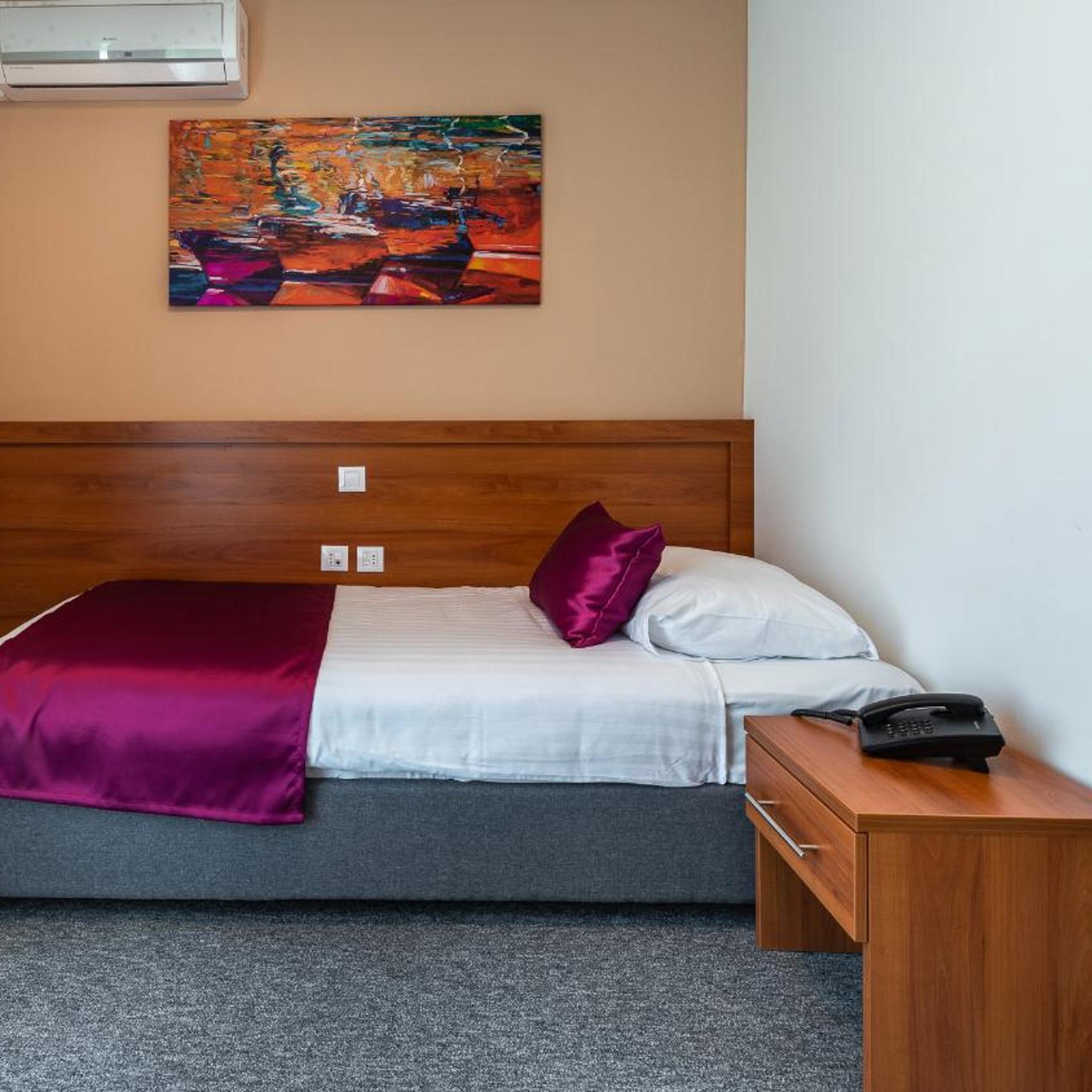غرفة قياسية مفردة في الملحق، Hotel Komodor 4/8