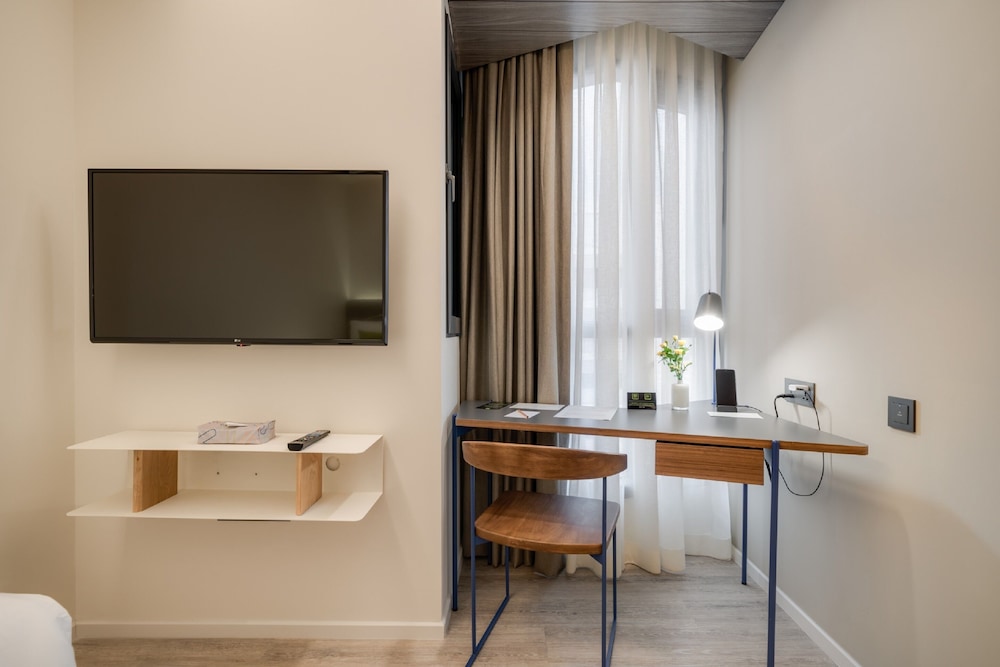 Triple Y Hotel 39/50