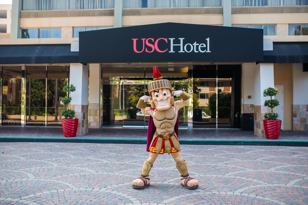 USC Hotel 45/51