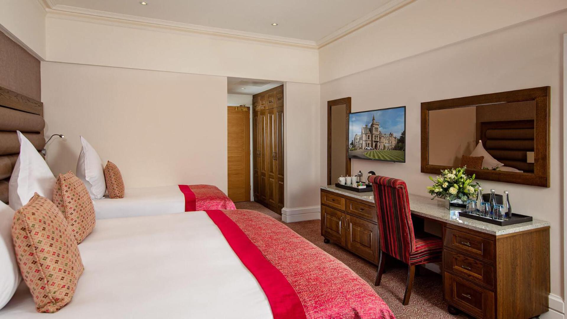 Garden, King Bed