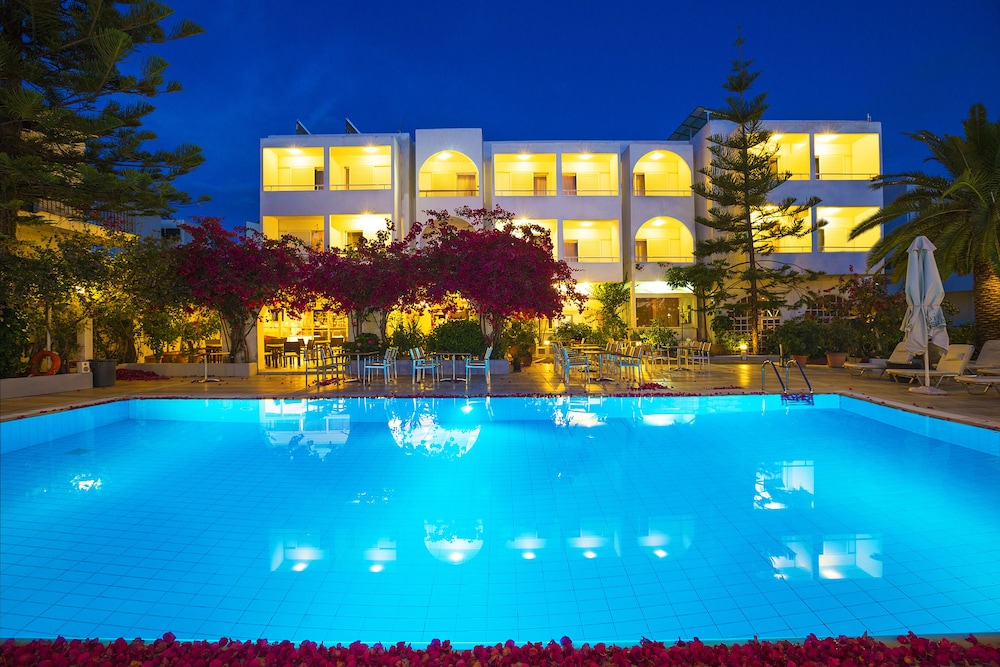Kyparissia Beach in TRIFYLIA