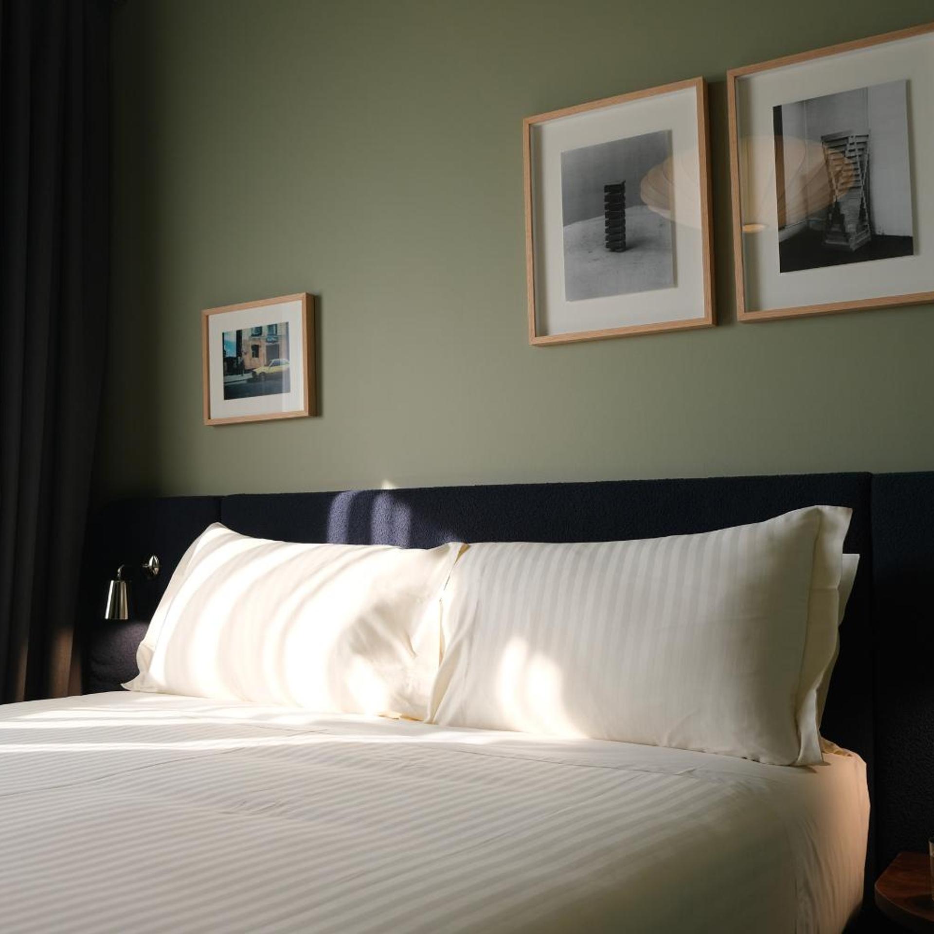 Smart, 2 Double Beds، Antares Hotel Concorde 3/10
