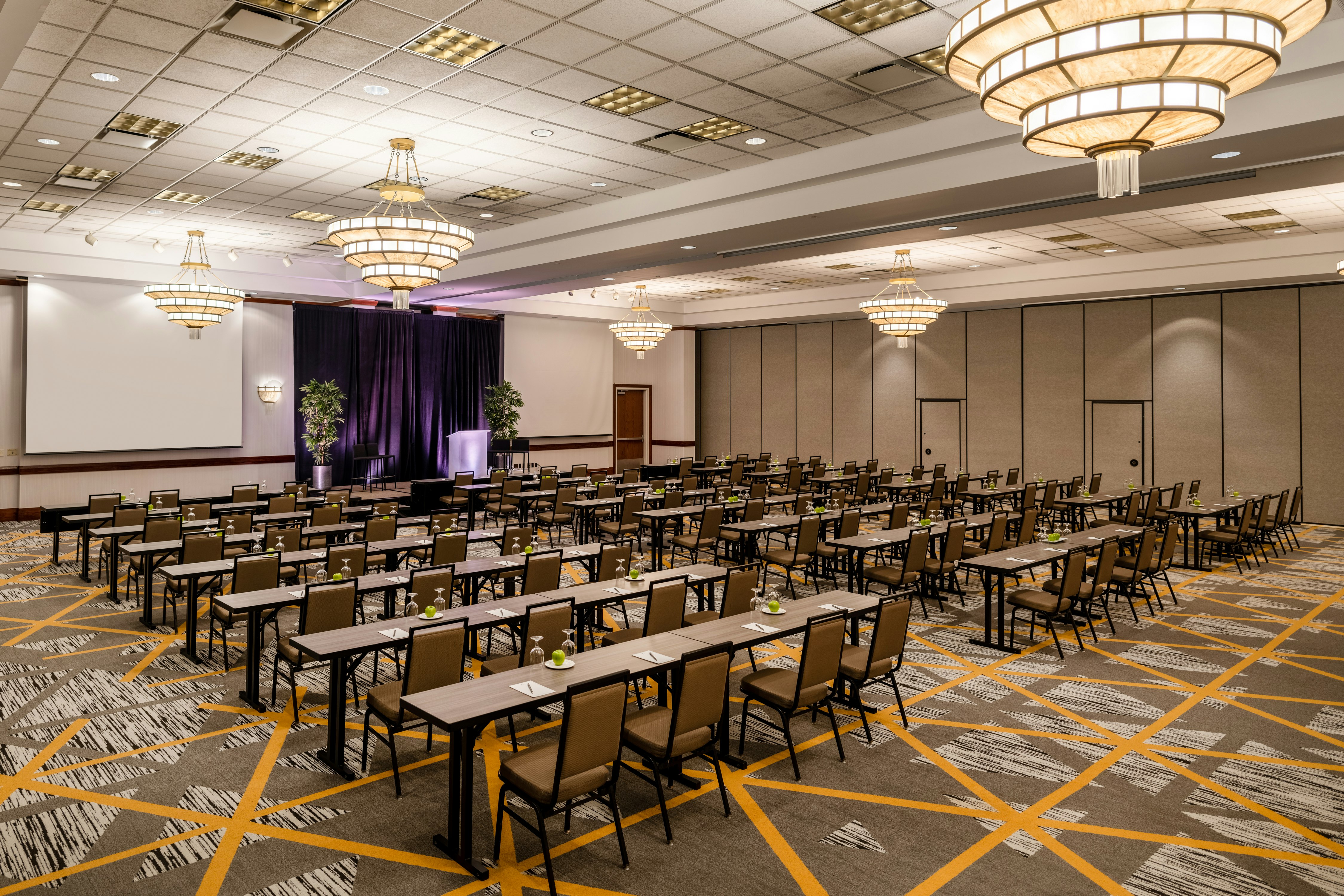 Embassy Suites by Hilton Portland Airport 53/66