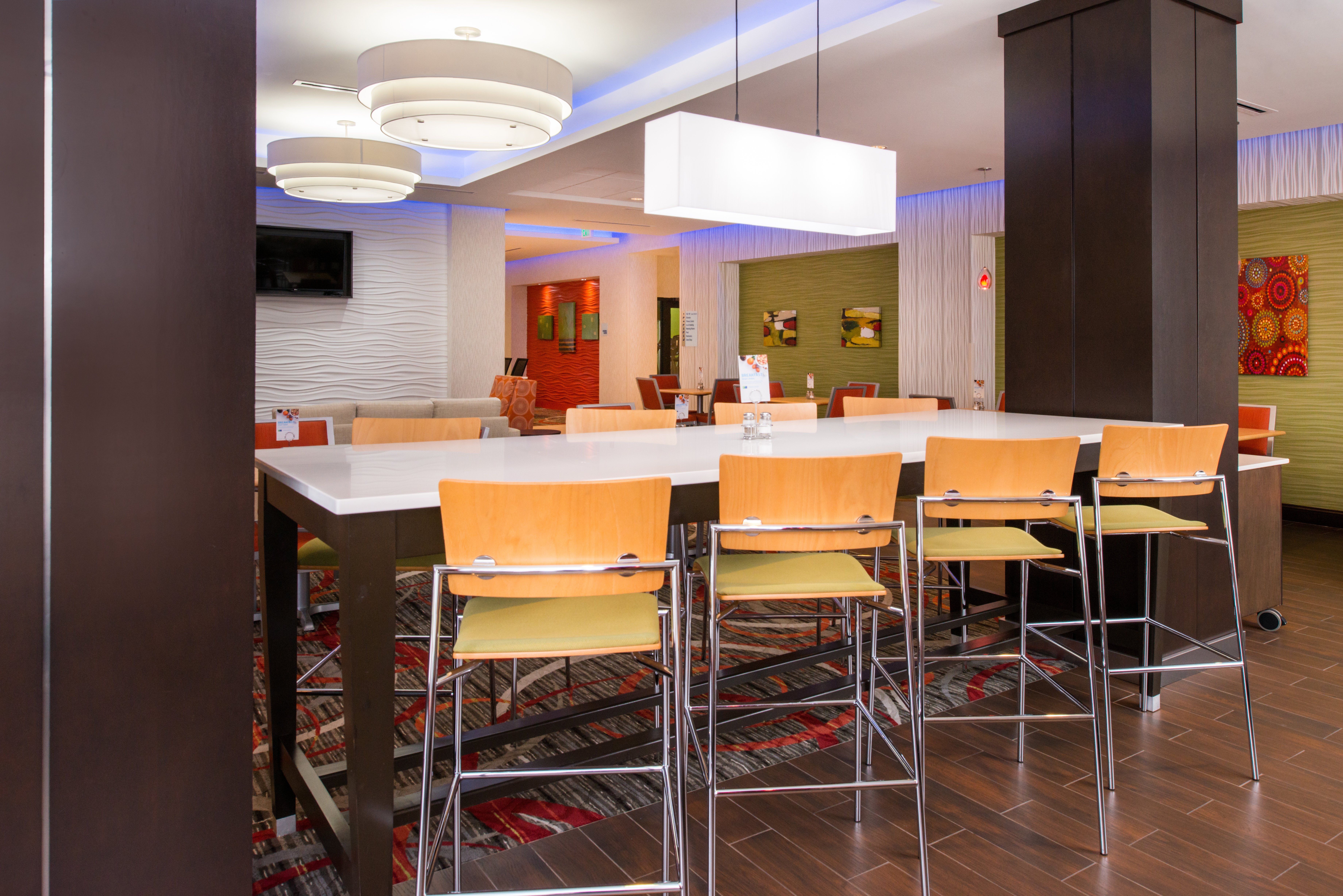 Holiday Inn Express Suites Monroe 49/58