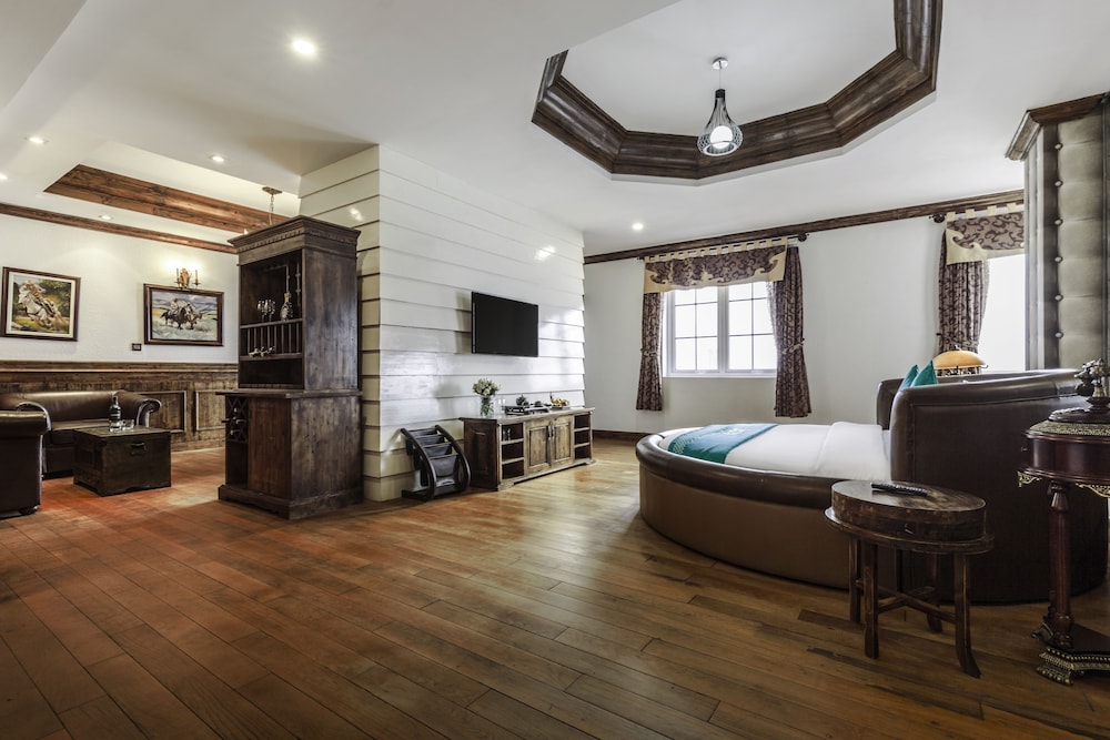 Ibiza Riverfront Hotel Da Nang 6/74