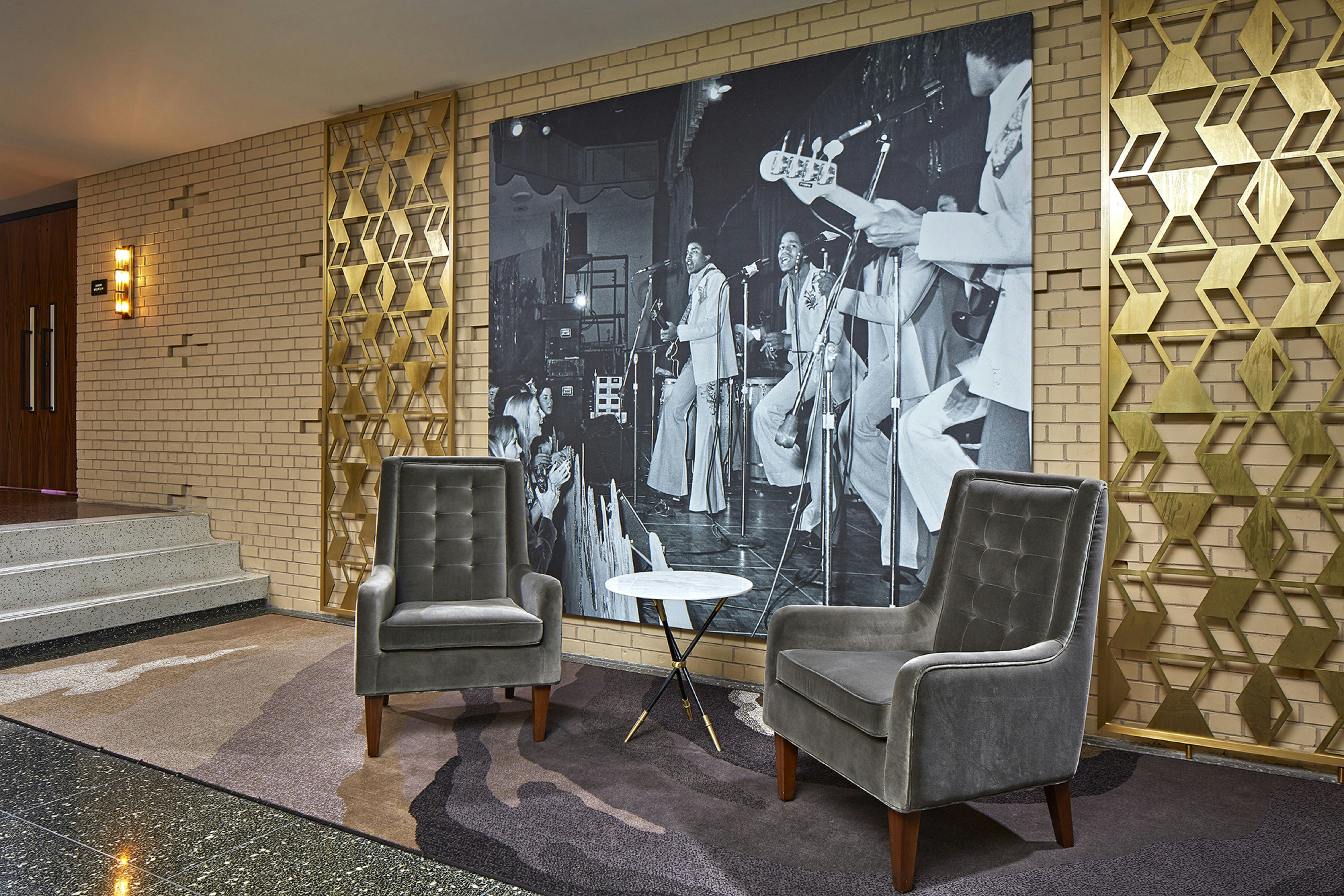 The Statler Dallas Curio Collection By Hilton 20/50