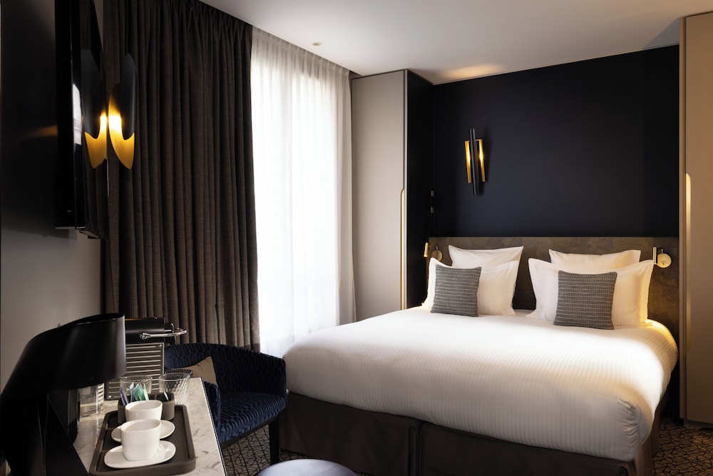 Le 10 Bis Hotel 23/65