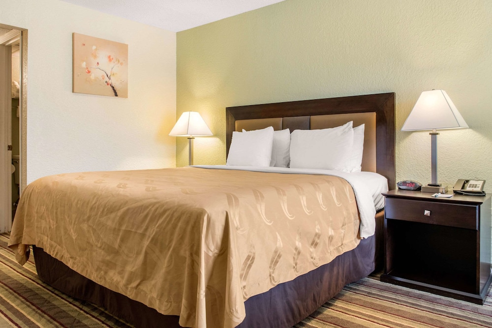 Quality Inn Huntingburg - Jasper 9/37