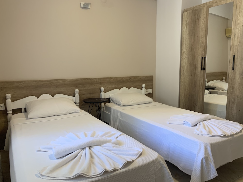 Kaizen Gate Hotel 9/50