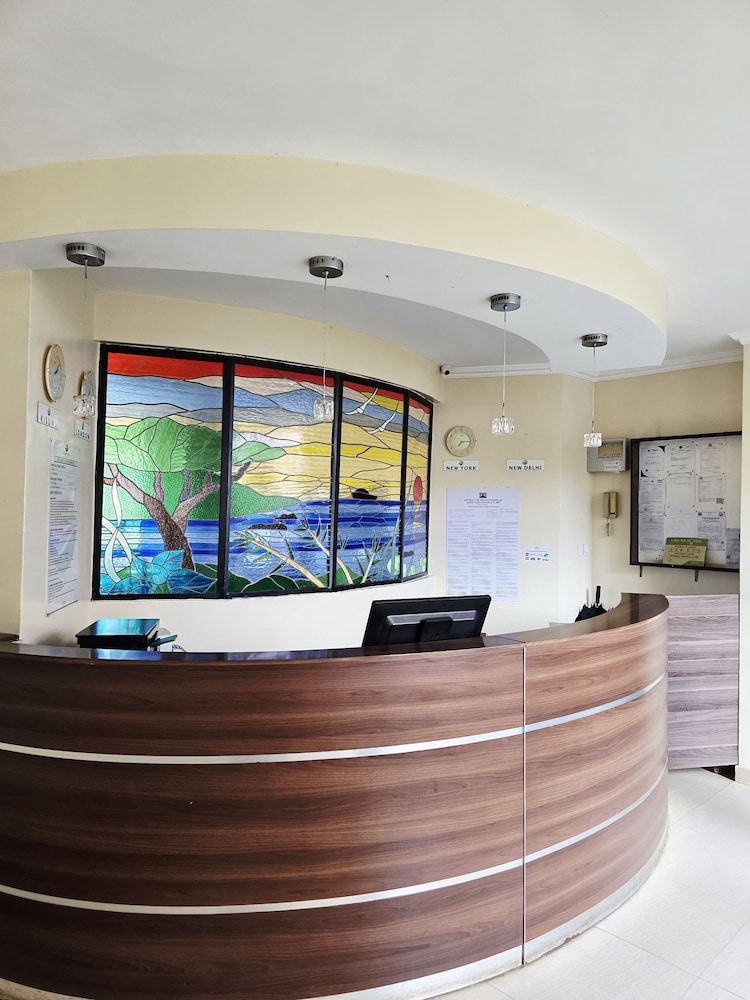 Vittoria Suites 10/50