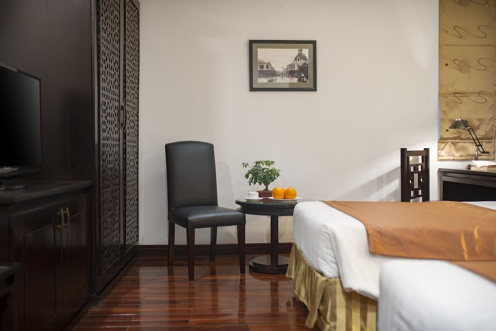 TK123 Hanoi Hotel 15/88