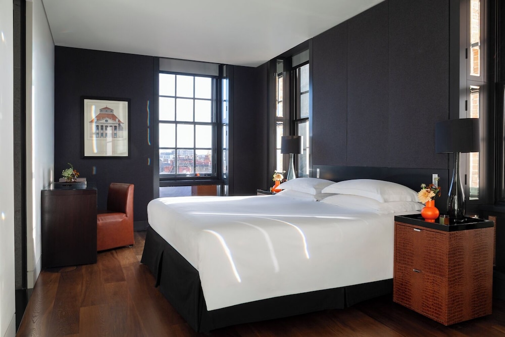 1 BEDROOM, MAYFAIR, SUITE