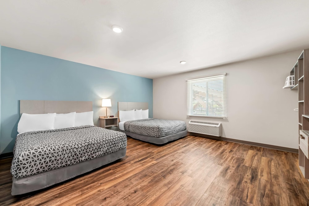 WoodSpring Suites Charlotte - Arrowood 24/60