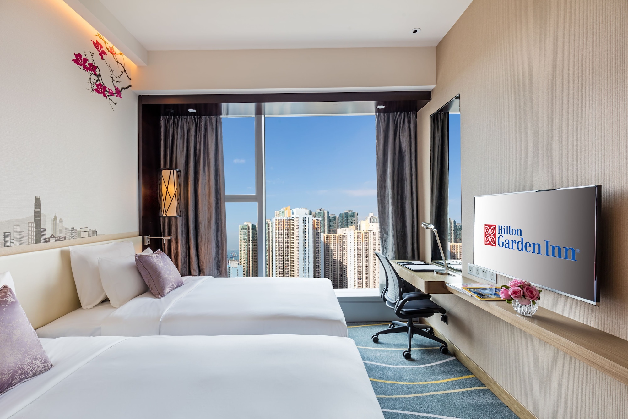 ROOM, TWIN BEDS