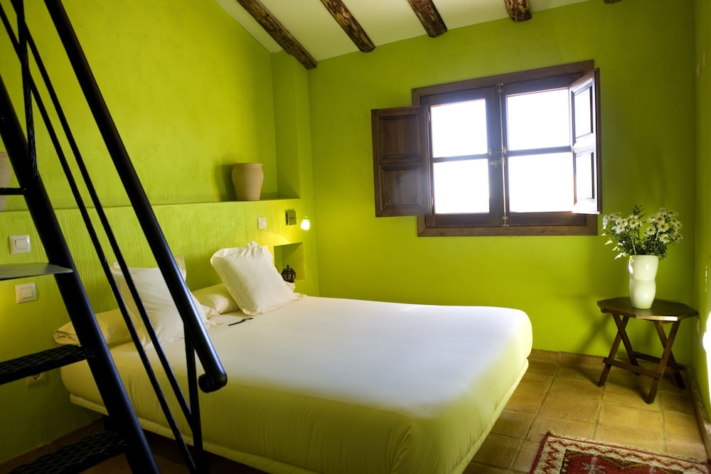 HOTEL CENTRO TURISMO RURAL LA DATA 7/44