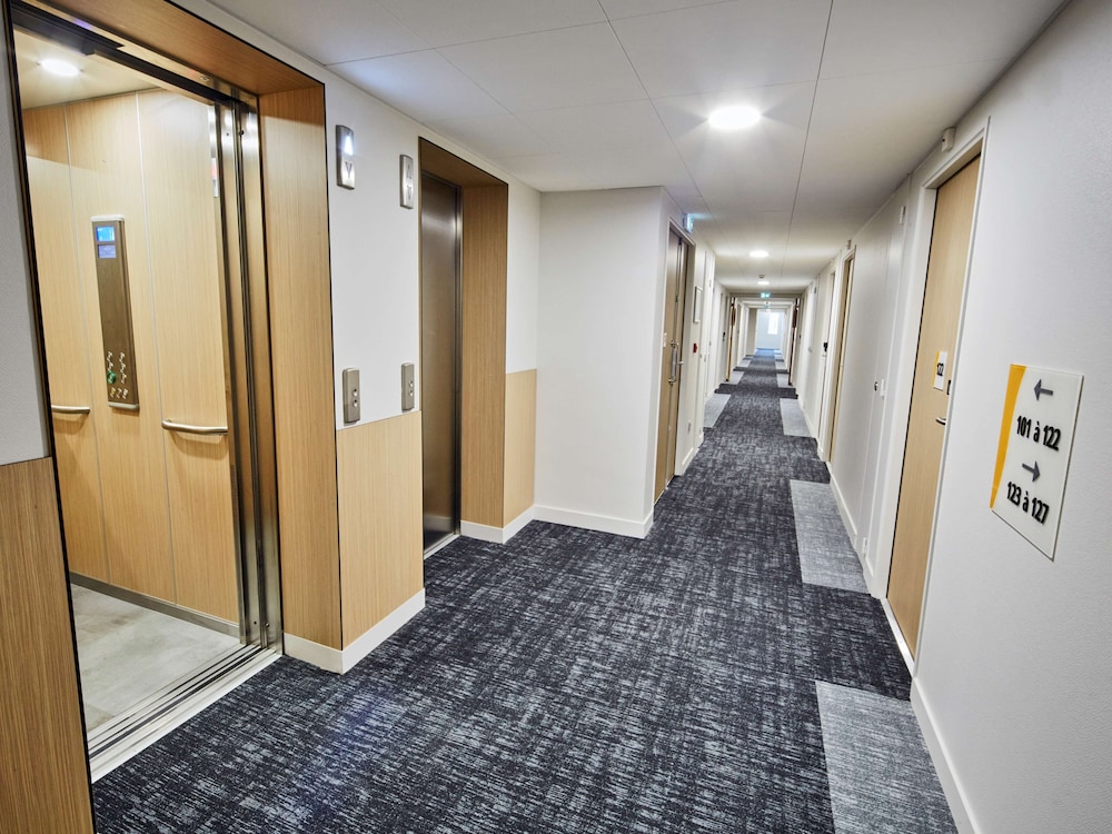 Kyriad ECO - Clermont Ferrand Estaing 3/42