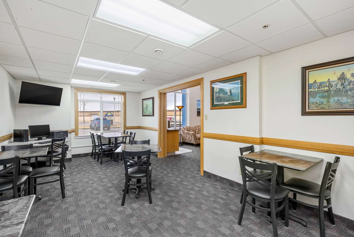 Days Inn By Wyndham Great Falls 25/35