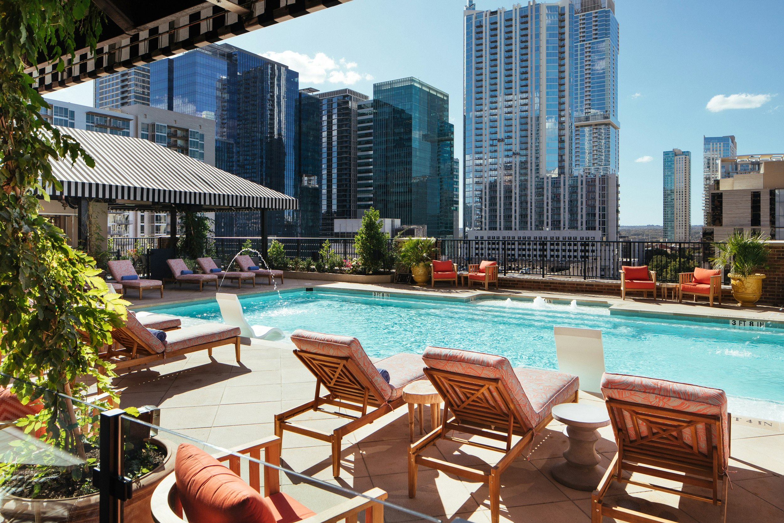 Hotel Zaza Austin 73/76