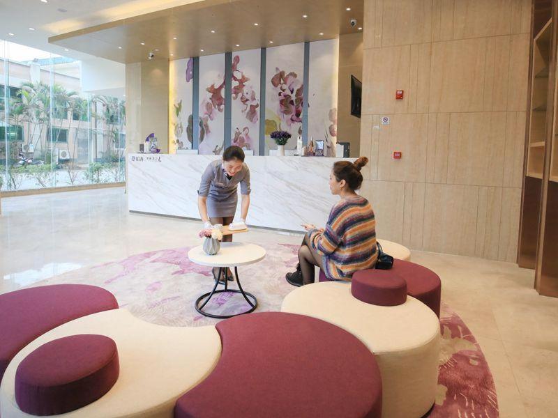 Lavande Hotel (Foshan South Railway Station Bijiang Light Rail Station) 18/43