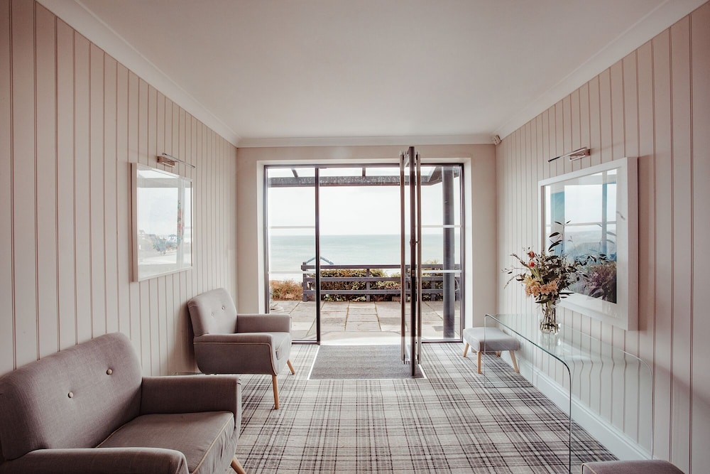 The Bay Hotel 35/50