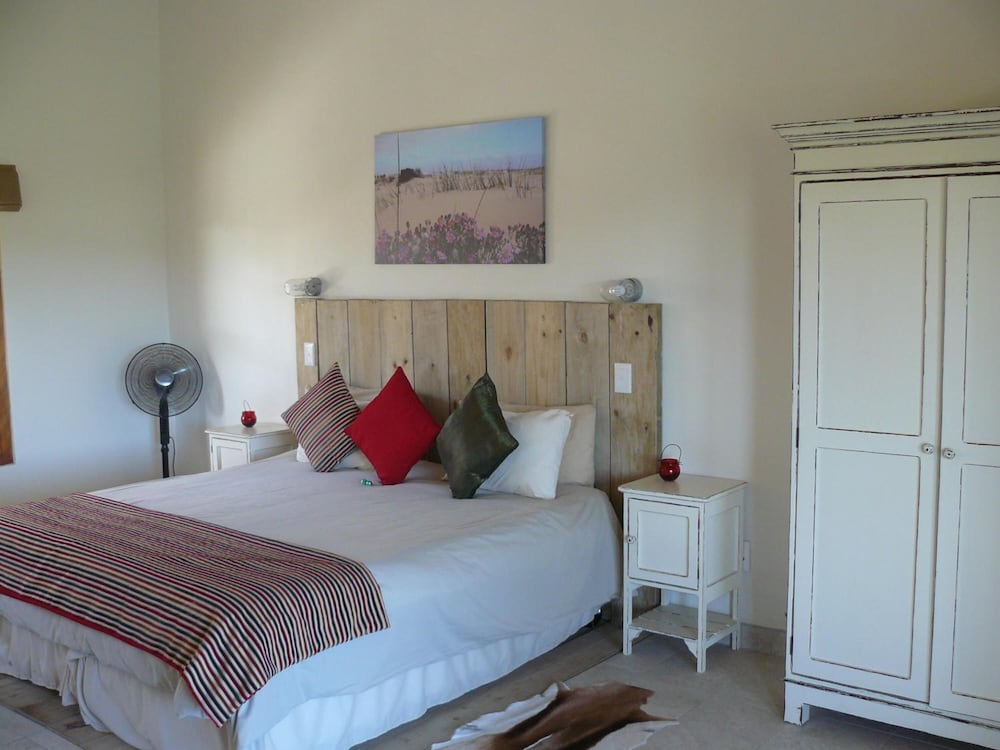 Oyster Bay Lodge 17/50