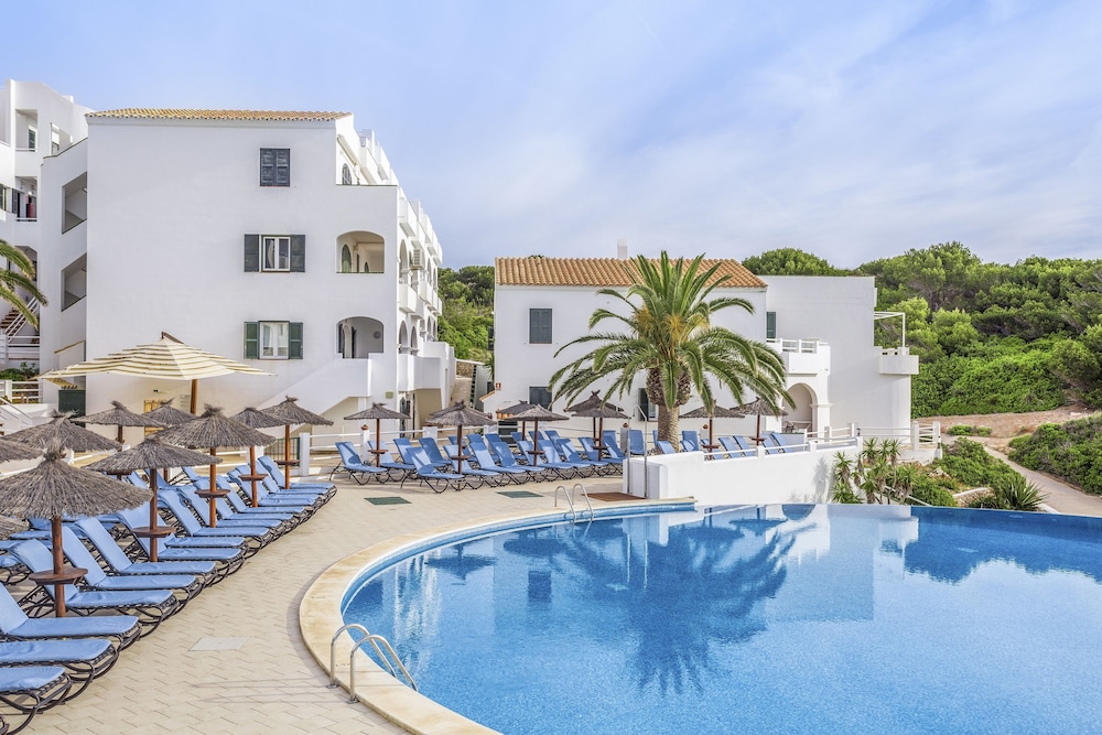 White Sands Beach Club 37/49