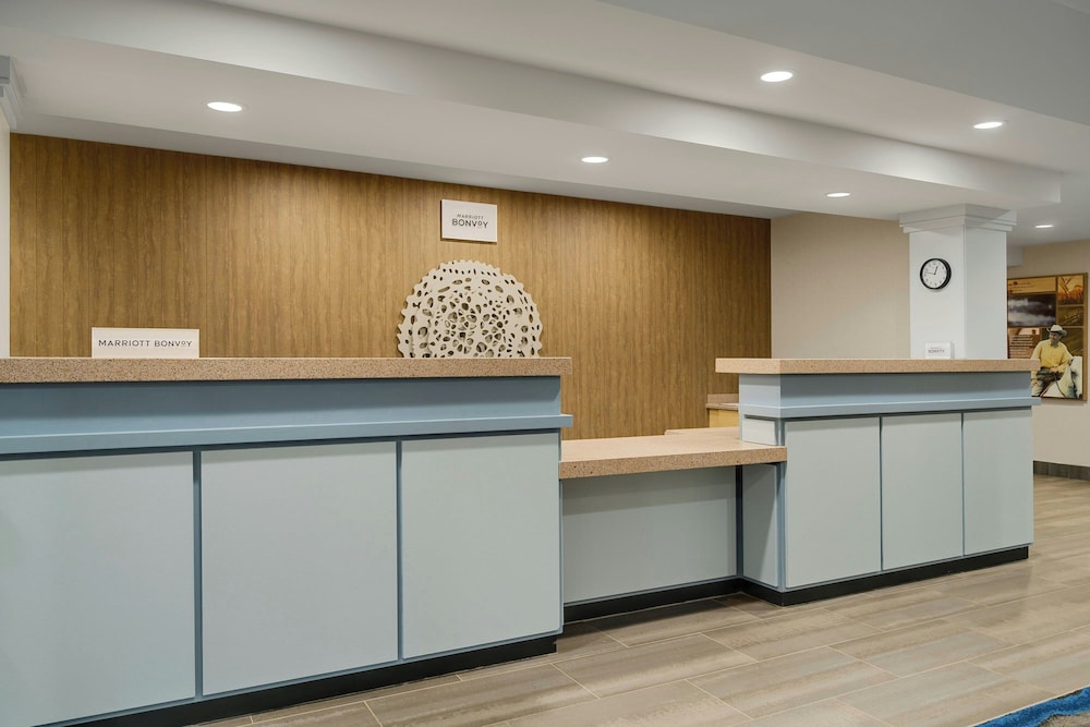Fairfield Inn And Suites Bloomington 11/66