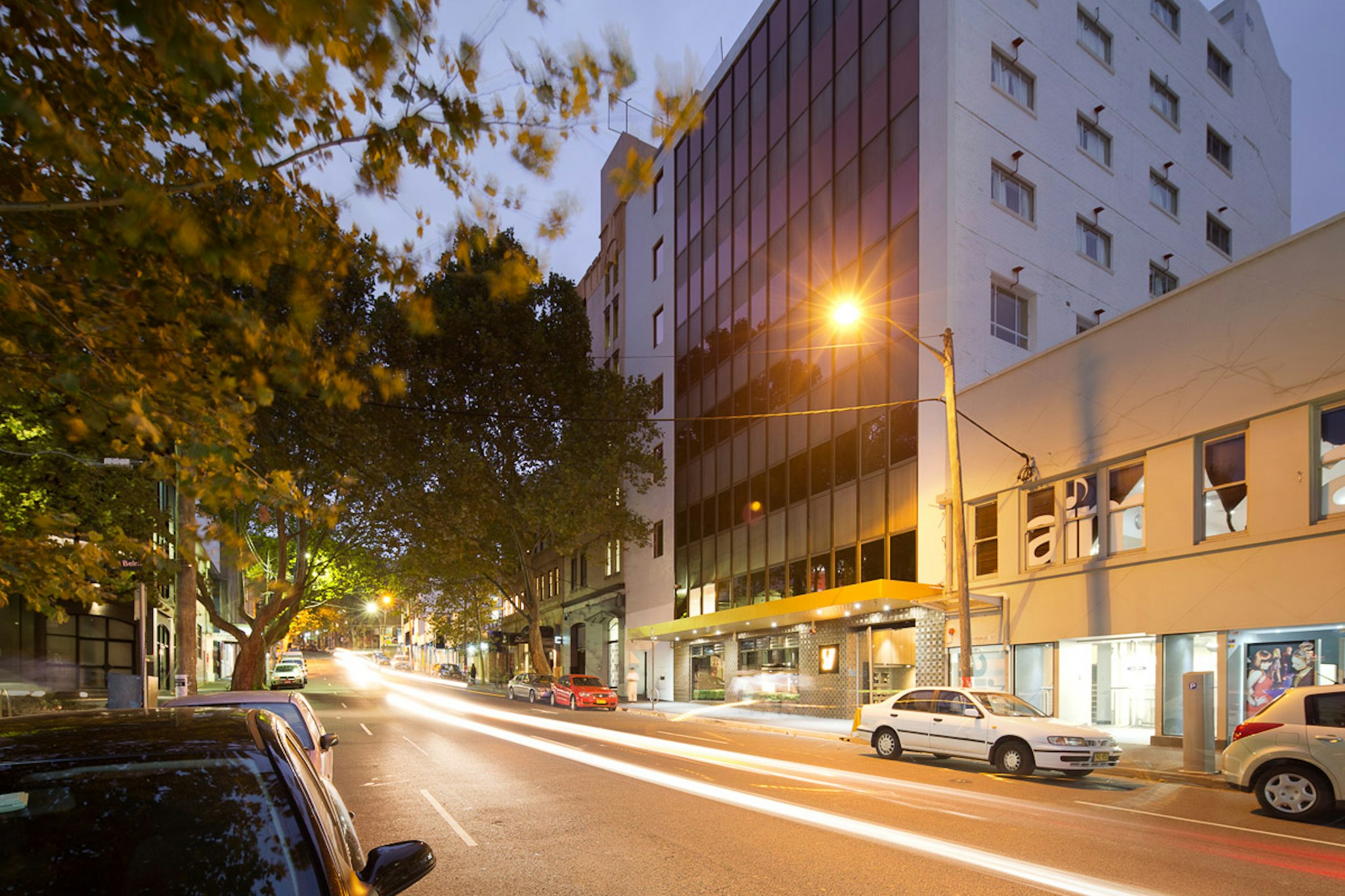 57 HOTEL 43/46