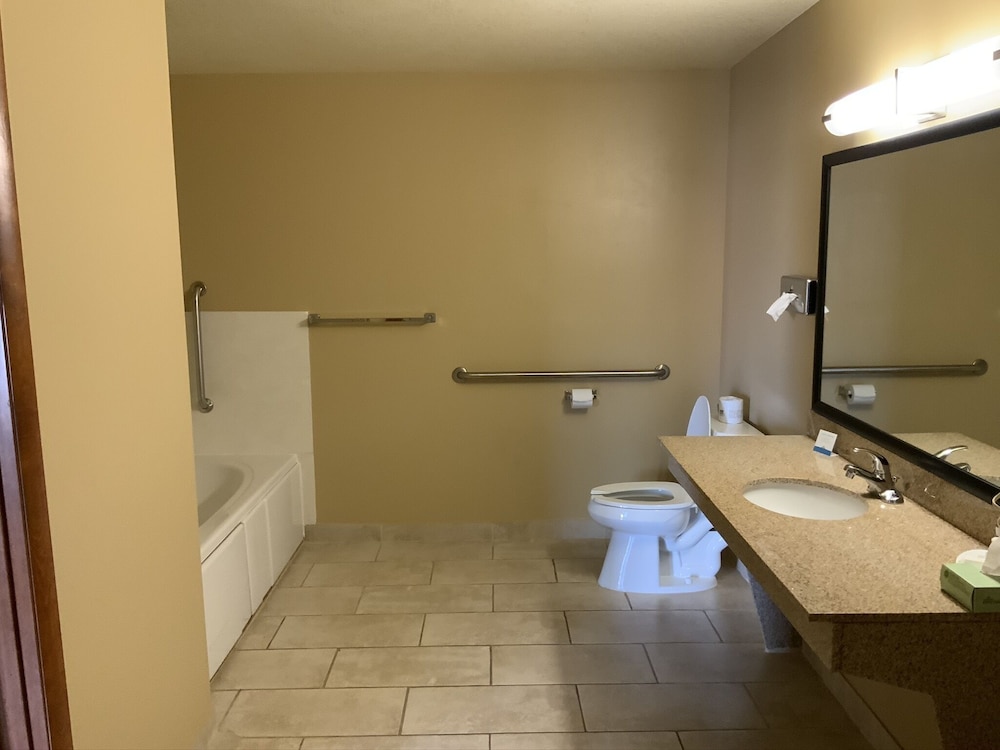 Days Inn by Wyndham Wauseon 17/49