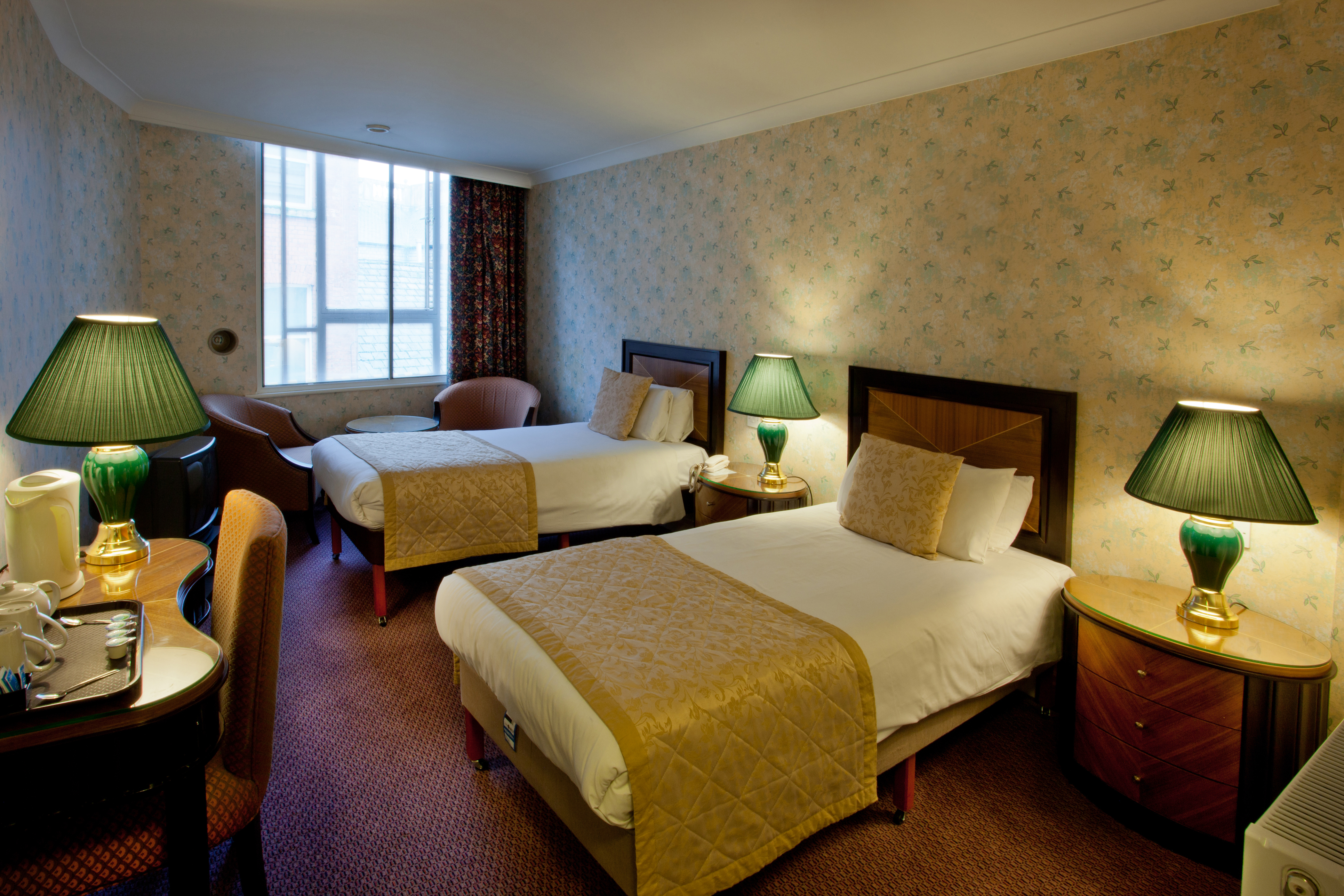 Inner, Twin Beds