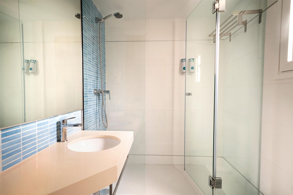 Marsenses Natura Olea Hotel 59/62