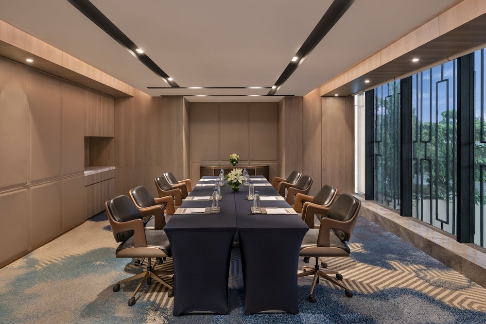 Navi Mumbai Marriott Hotel 38/49