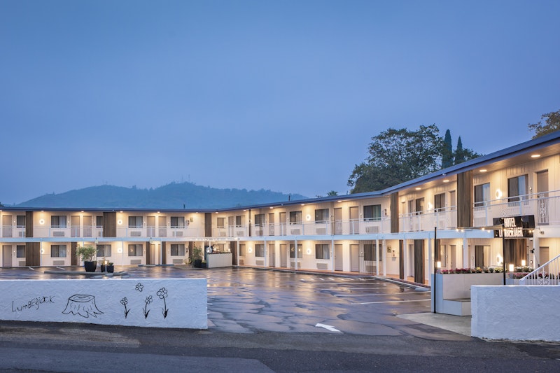 The Lumberjack Hotel 62/71