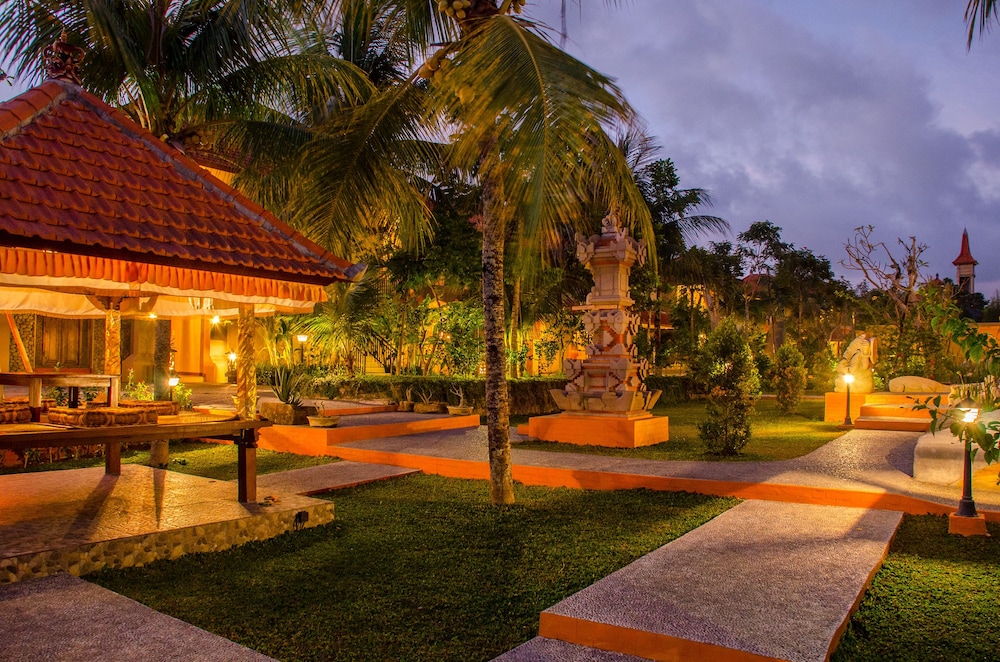 GREEN FIELD HOTEL AND BUNGALOW 40/50