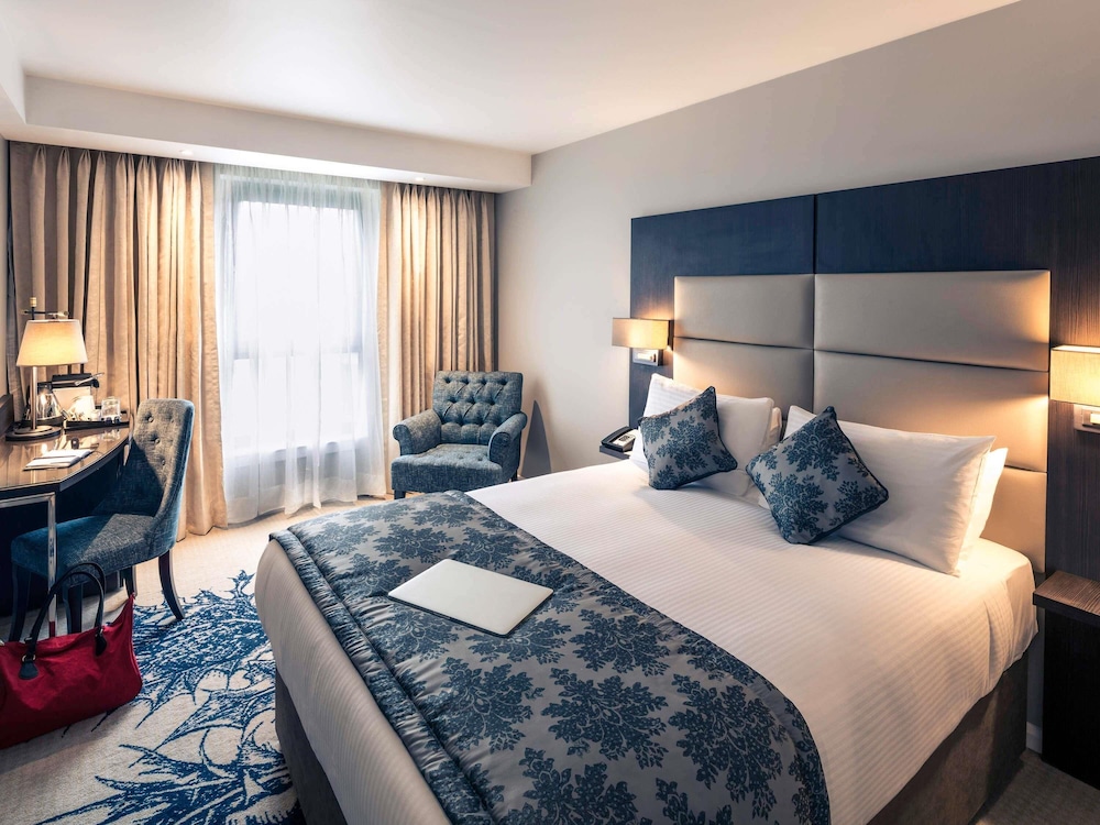 Mercure Edinburgh Haymarket 28/76