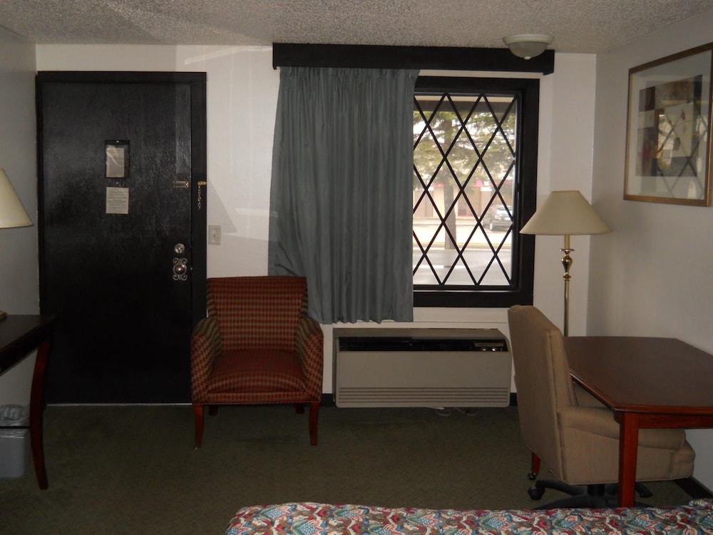 Value Inn Milwaukee South 34/47
