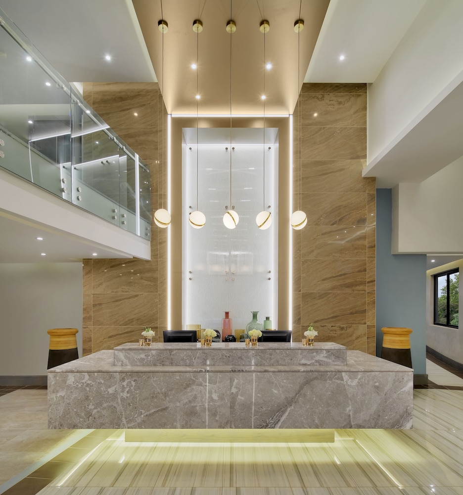 The Regency Apartment Hotel Menlyn 7/40