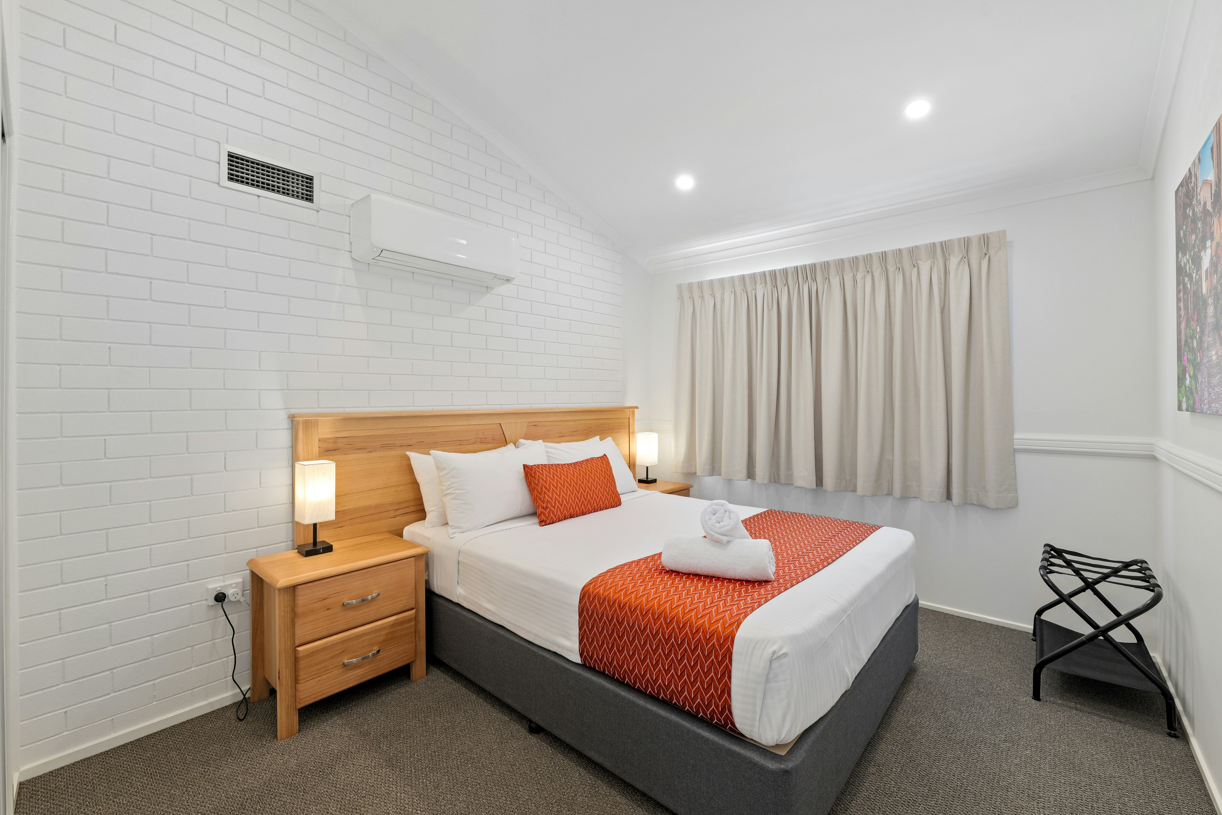 VILLA MIRASOL MOTOR INN 10/32