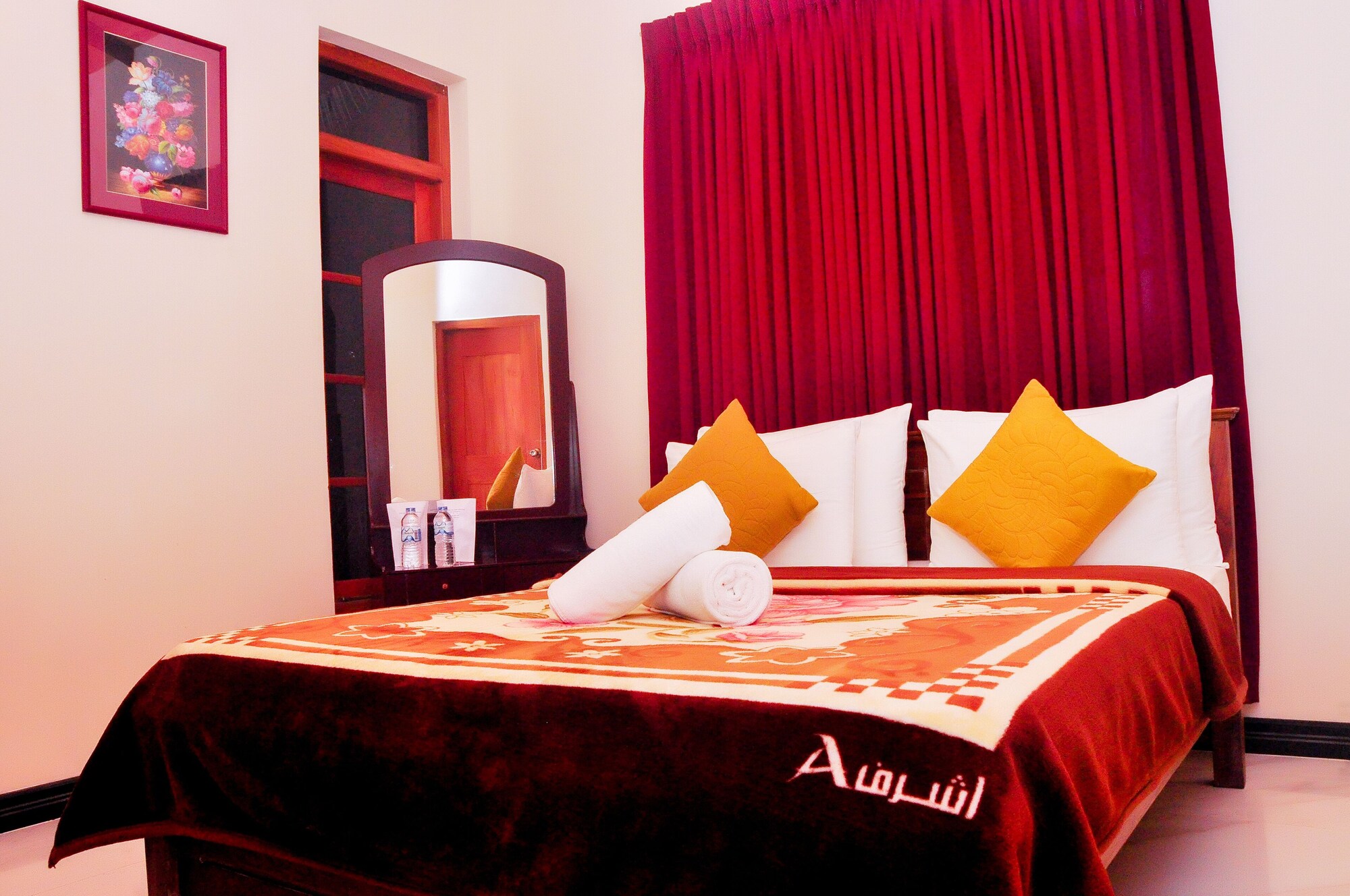 DELUXE, SINGLE, SINGLE BED, MOUNTAIN VIEW, PRIVATE BATHROOM