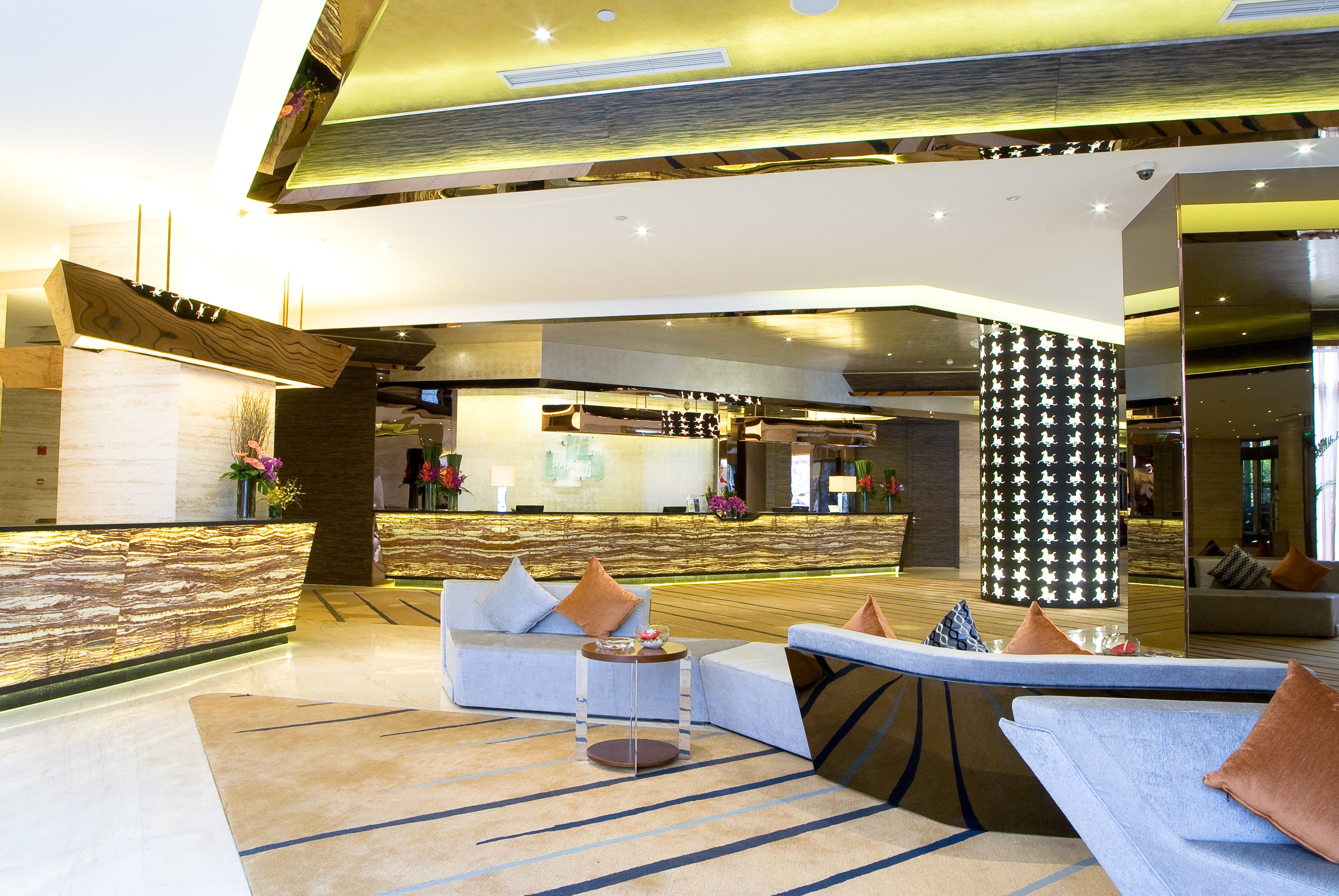 HOLIDAY INN SHANGHAI SONGJIANG 12/42