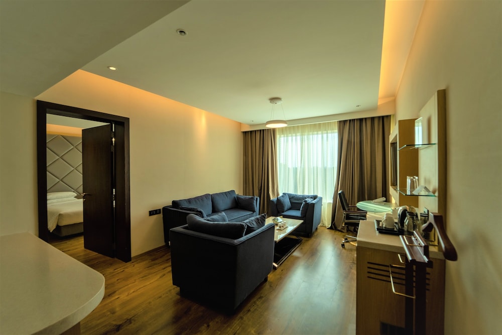 Courtyard By Marriott Madurai 37/54