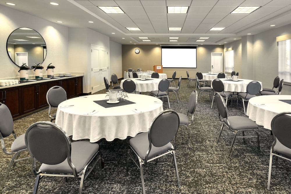 Towneplace Suites Belleville 36/50