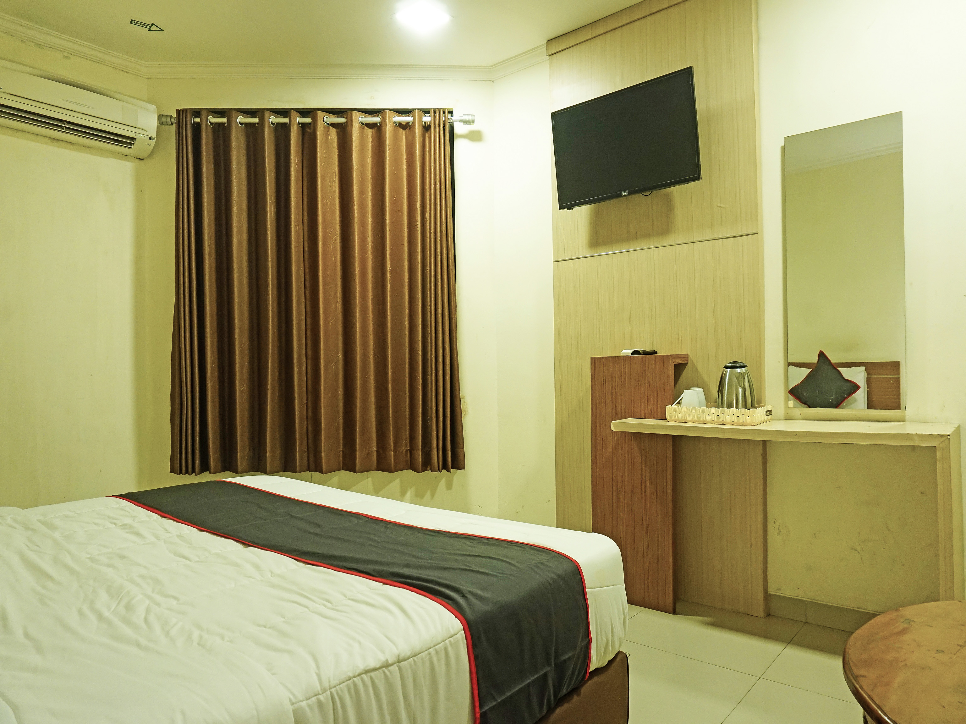 Super OYO Collection O 91409 Hotel Fiducia Otista 153 - 157 22/39