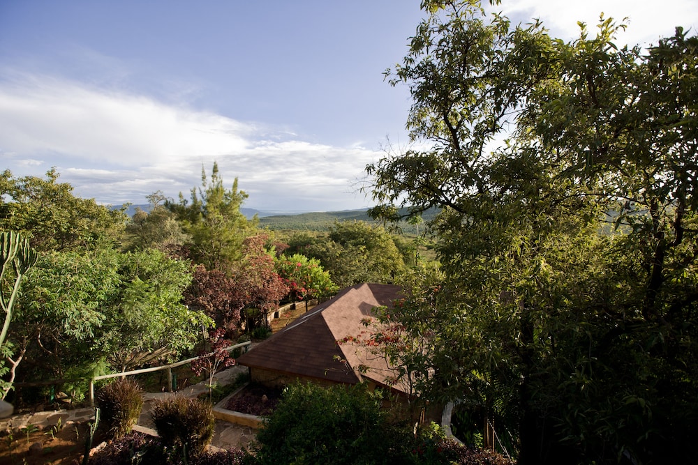 MARA SOPA LODGE 20/27