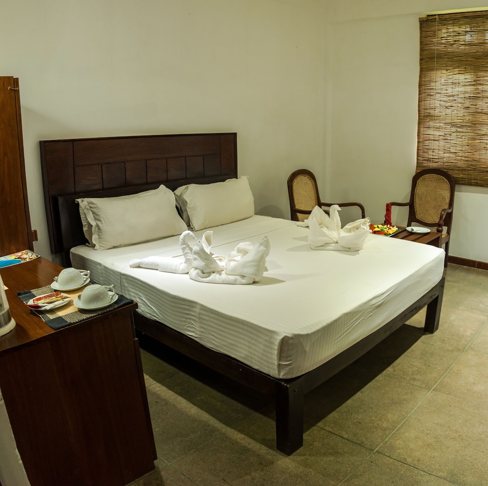 Camellia Resort And Spa 20/65