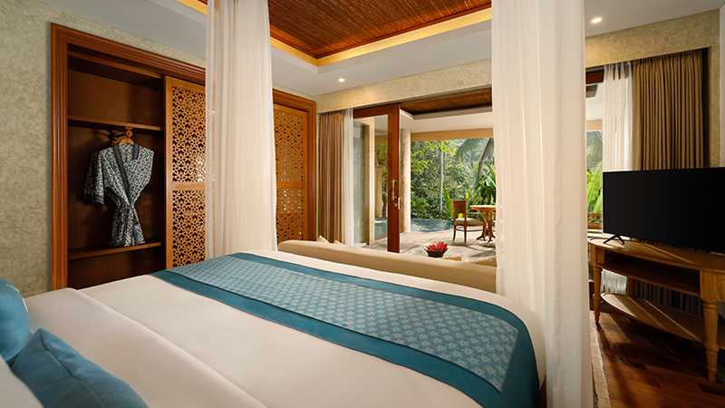 Valley Suite Pool